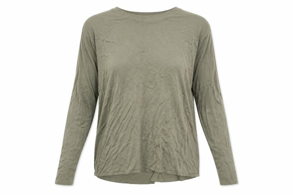 Front view of xs women’s green jumper, size XS