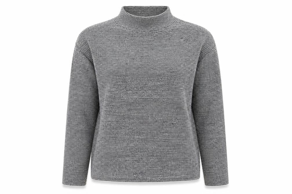 Front view of New Look women’s grey jumper, size S