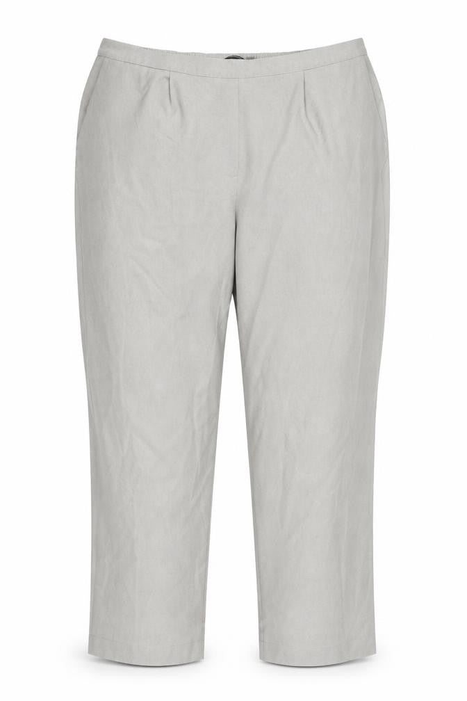 Front view of Le Bon Marché women’s beige capri trousers, size UK 20, 24-inch leg