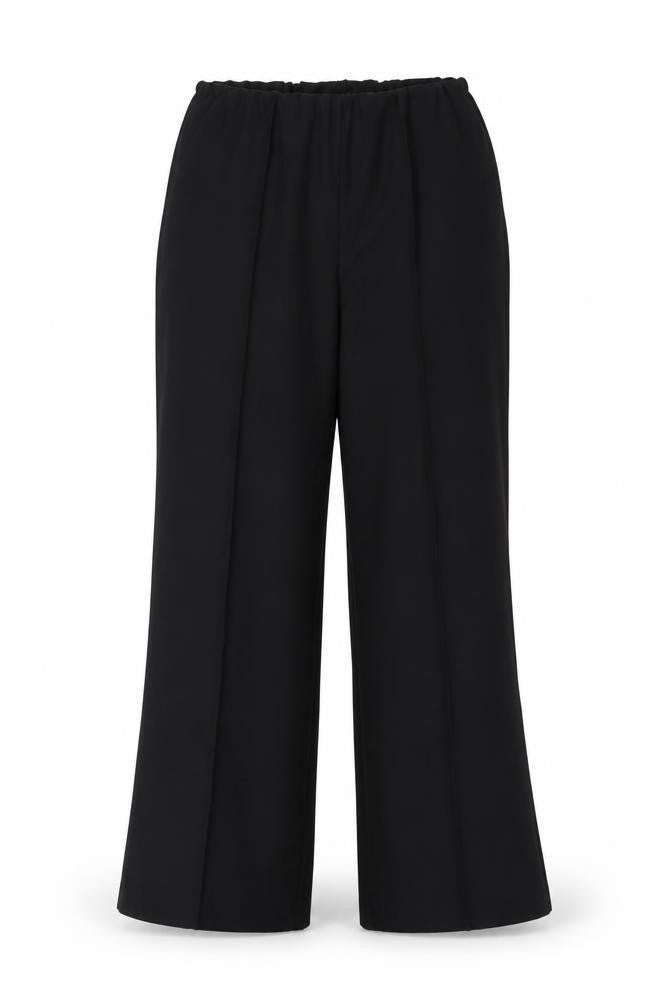 Front view of Preworn women’s black trousers, size UK 10, 25-inch leg