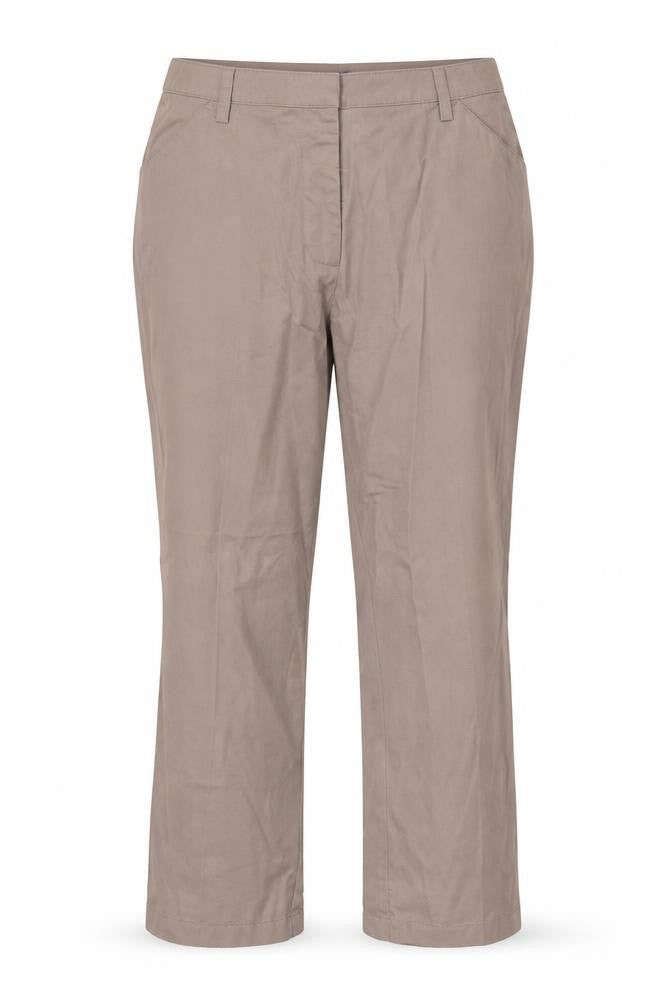 Front view of casualclub women’s brown straight jeans, size UK 16, 26-inch leg