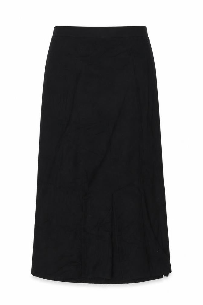 Front view of Country Casuals women’s black a-line set, size L