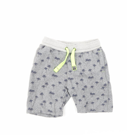 Outrage Boys Grey Floral  Sweat Shorts Size 9-10 Years