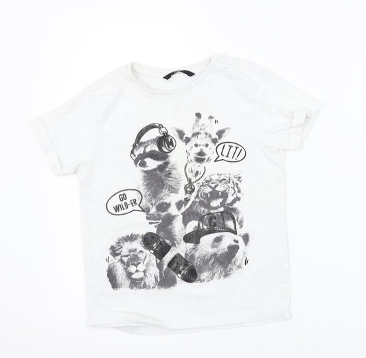 George Boys White   Basic T-Shirt Size 6-7 Years  - animals