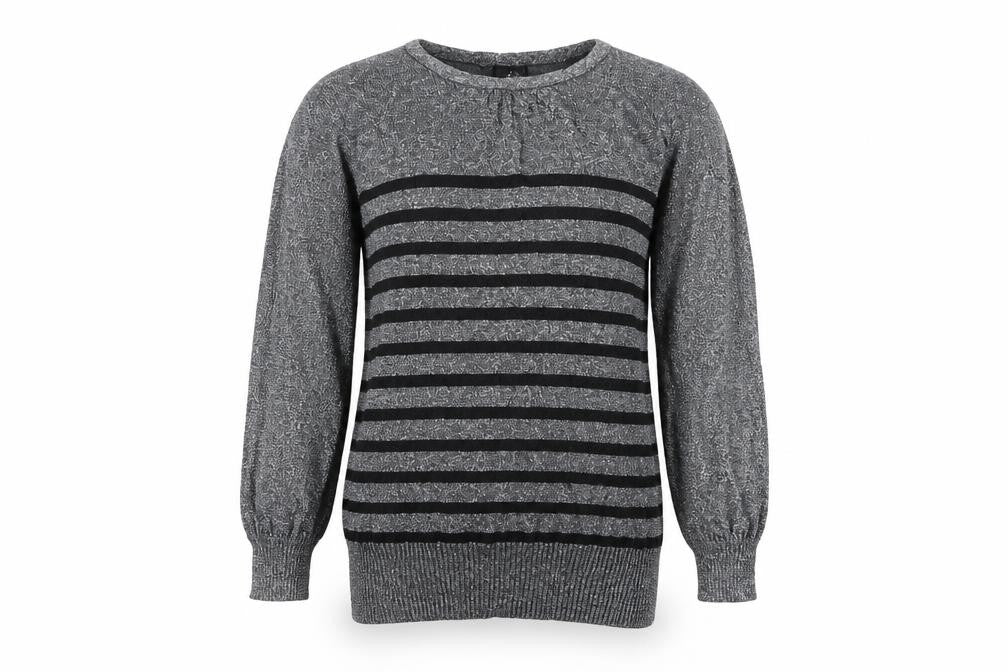 Front view of H&M girls’ jumper, size 10-11, years