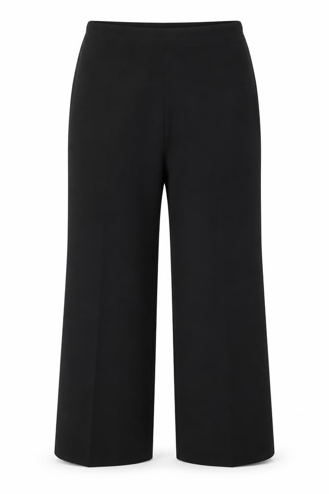 Front view of Berkshire women’s black trousers, size UK 14, 25-inch leg