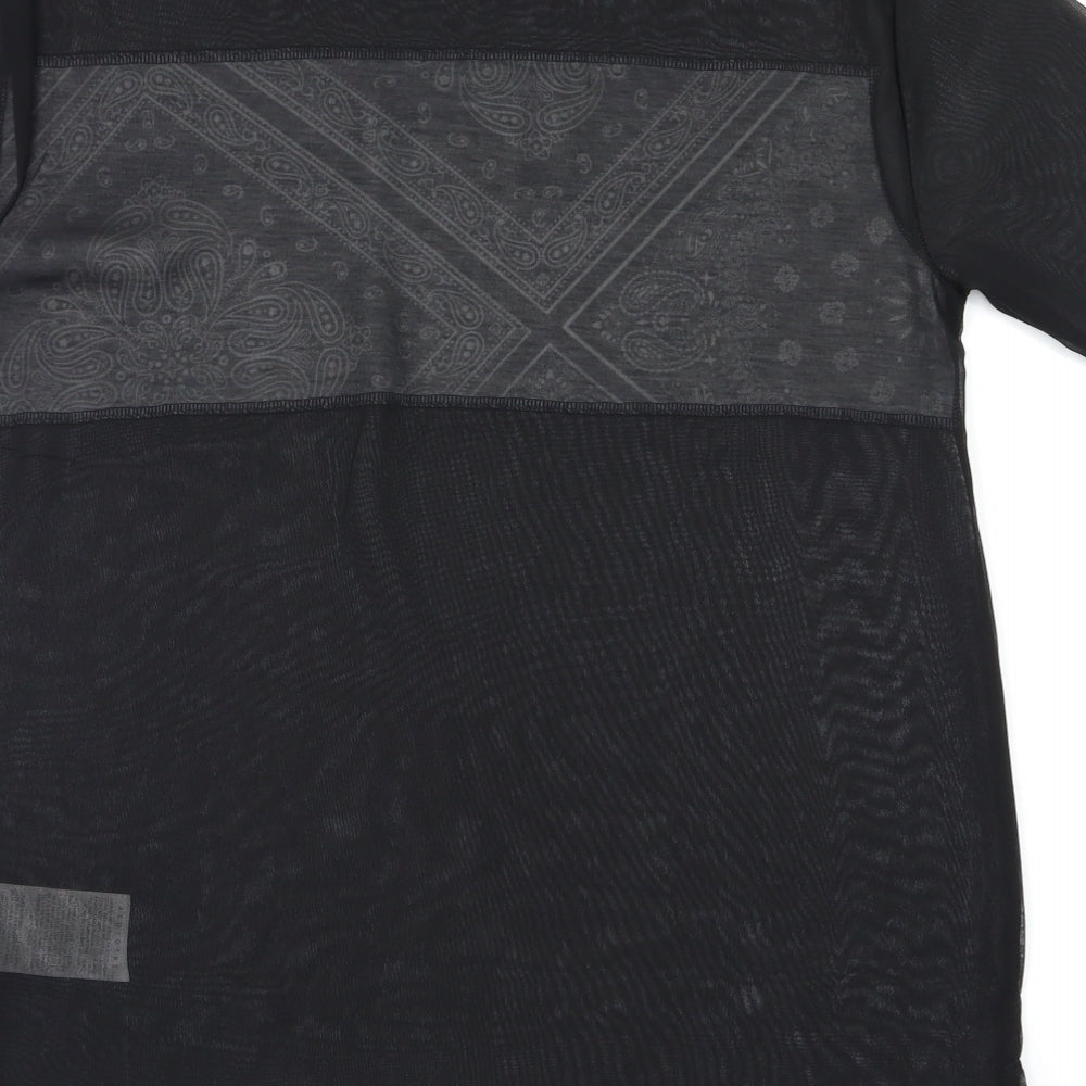 Preworn Womens Black Argyle/Diamond  Basic T-Shirt Size XS