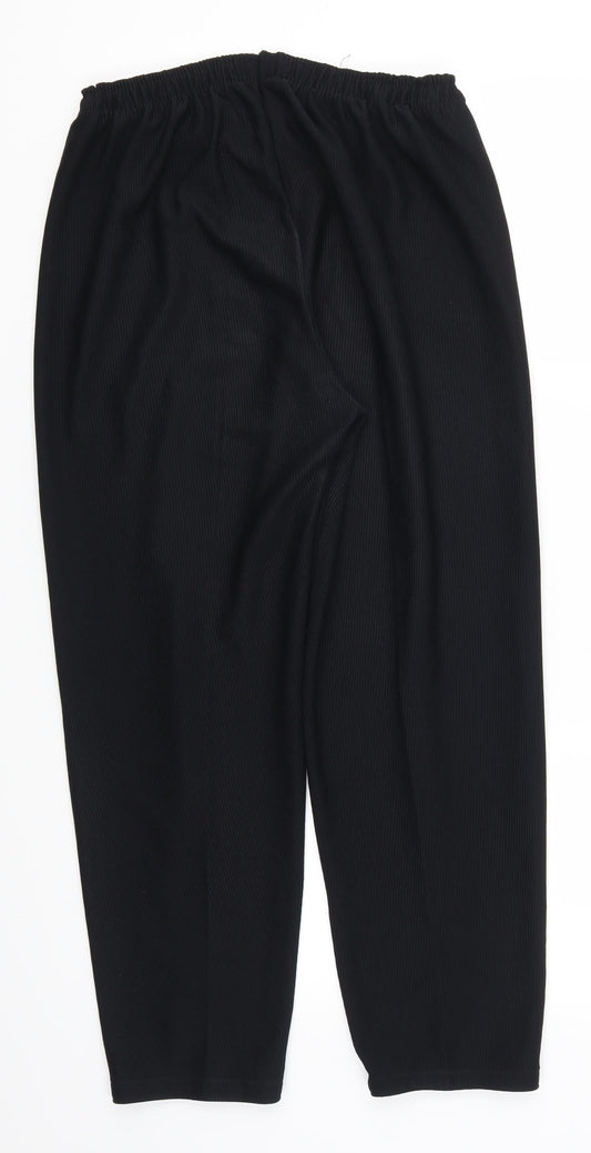 Preworn Womens Black   Trousers  Size 32 in L25 in