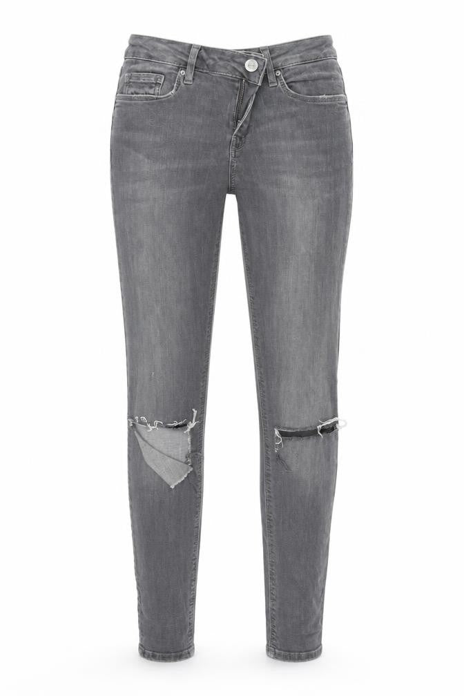 Front view of Topshop women’s grey skinny jeans, size UK 26, 32-inch leg