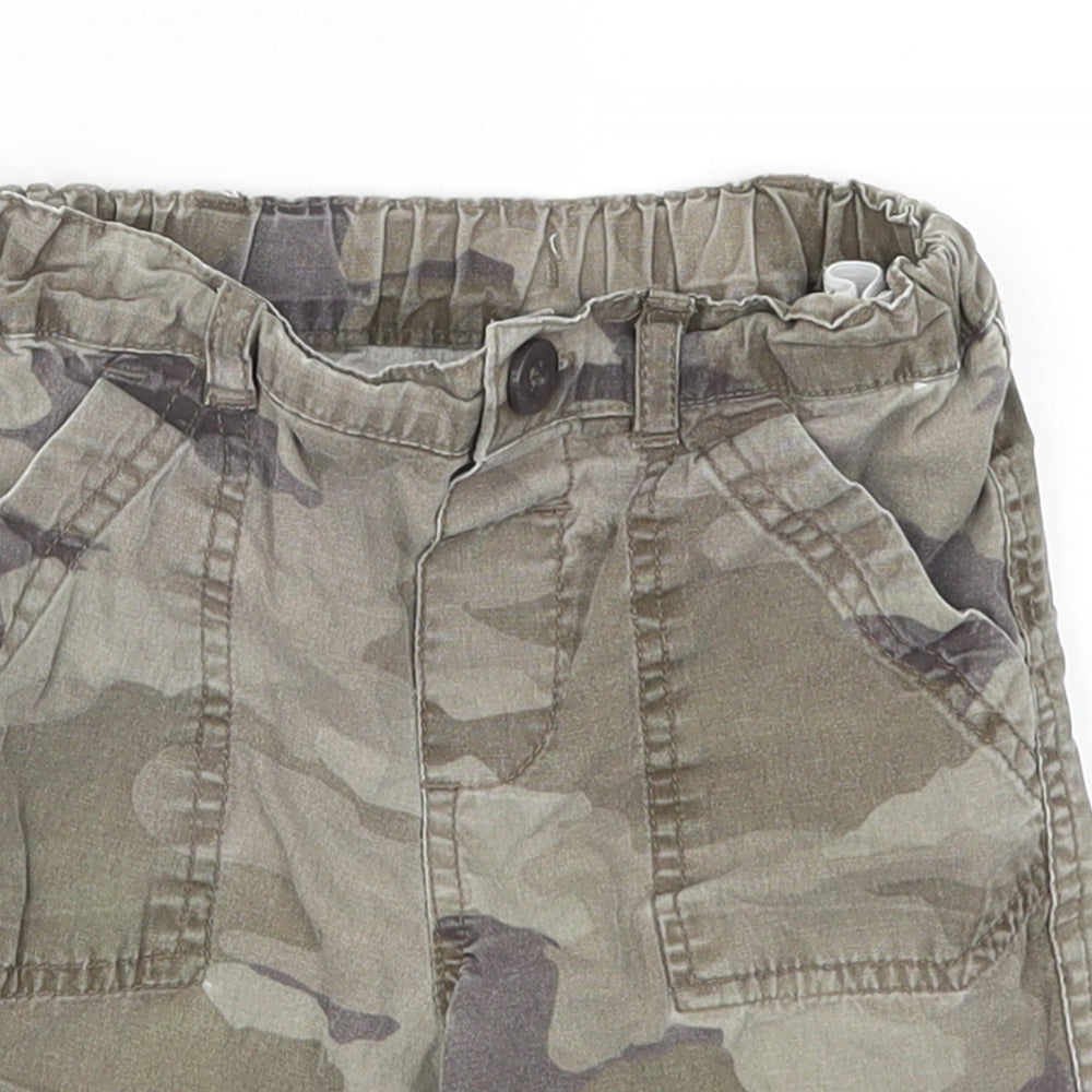 F&F Boys Green Camouflage  Cargo Shorts Size 2-3 Years
