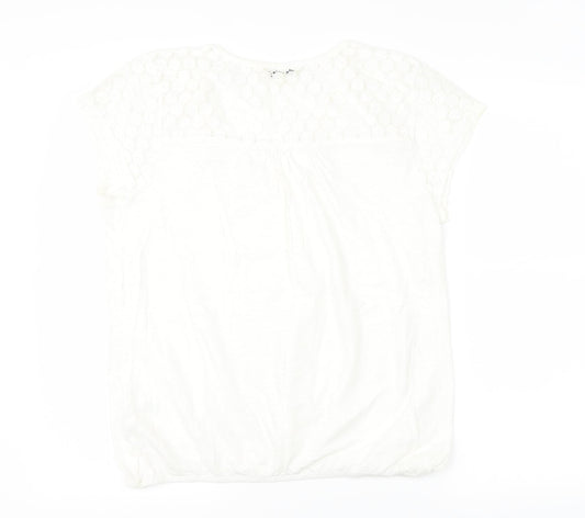 Papaya Womens White   Basic T-Shirt Size 12