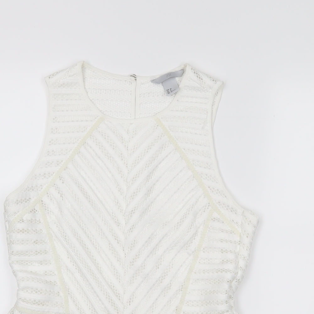 H&M Womens White Striped  Cropped Tank Size 10