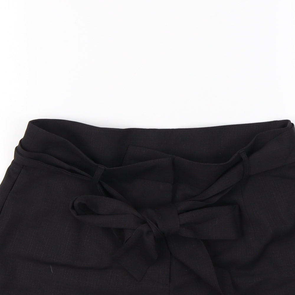 Preworn Womens Black   Paperbag Shorts Size M