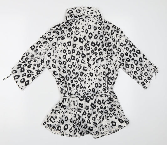 AntiliaFemme Womens White Animal Print  Basic Button-Up Size M