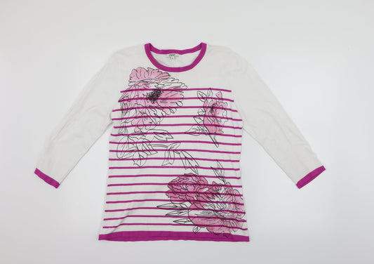 //text Womens White Striped  Pullover Jumper Size S