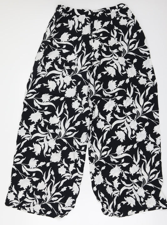 Preworn  Womens Black Floral  Trousers  Size 30 in L26 in