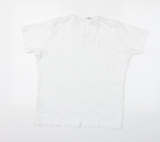 Isle  Womens White   Basic T-Shirt Size M