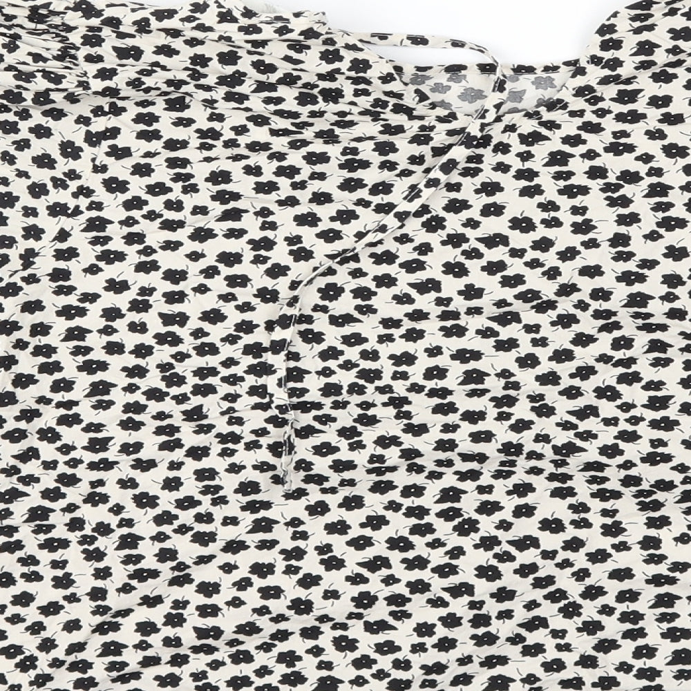 H&M Womens White Floral  Basic T-Shirt Size S