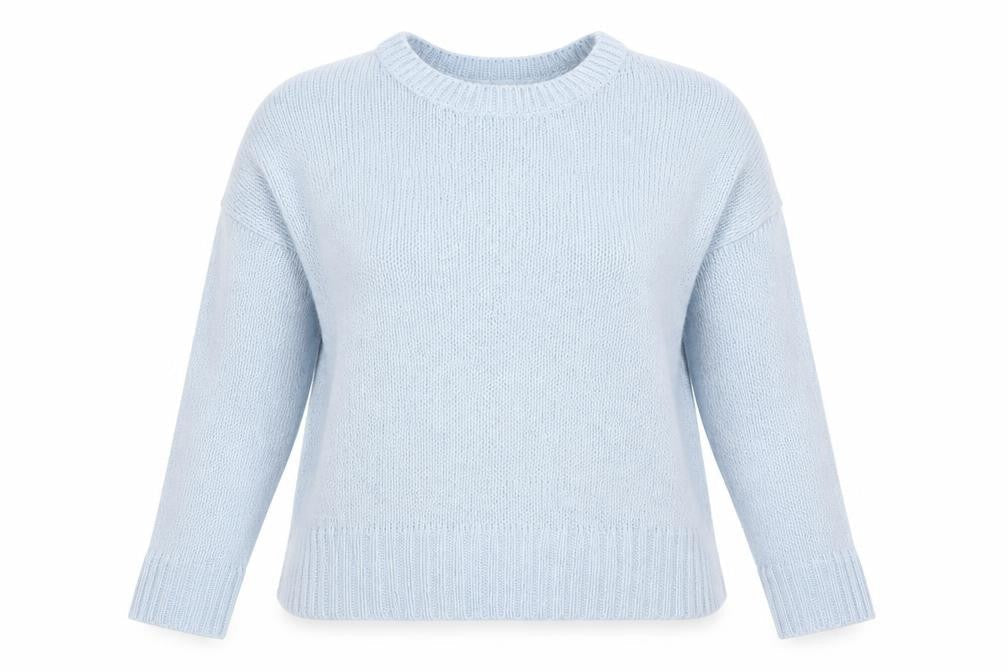 Front view of New Look women’s blue knit jumper, size M