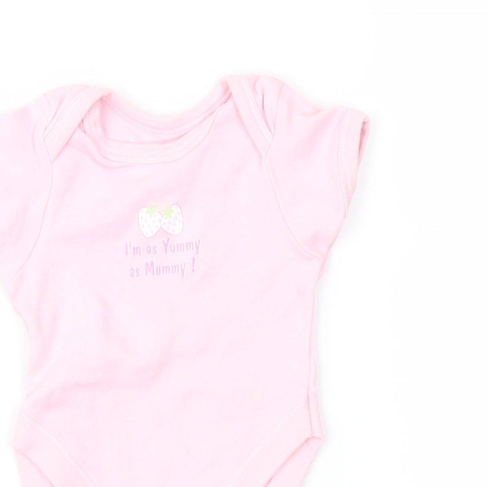 Preworn Girls Pink   Basic T-Shirt Size Newborn
