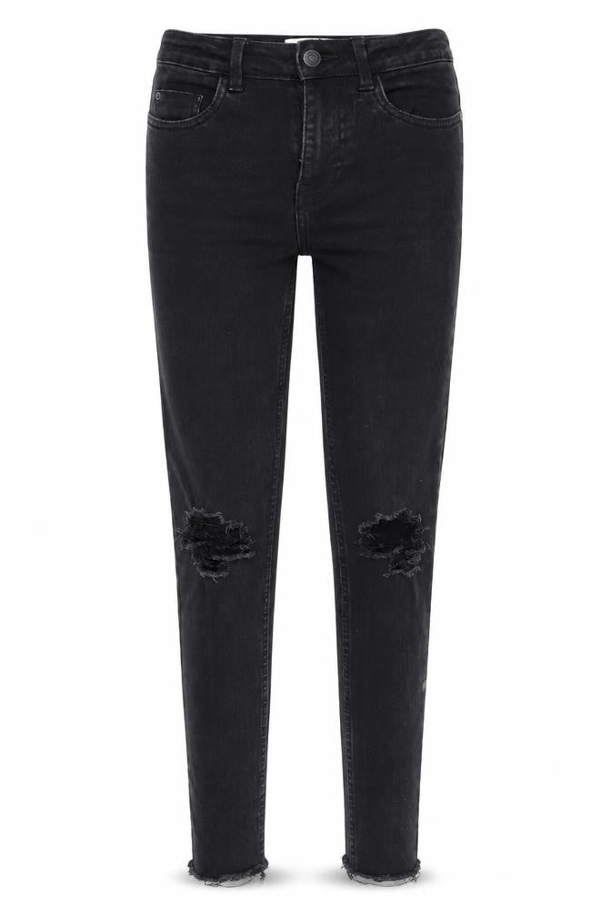 Front view of New Look women’s black skinny jeans, size UK 6, 28-inch leg