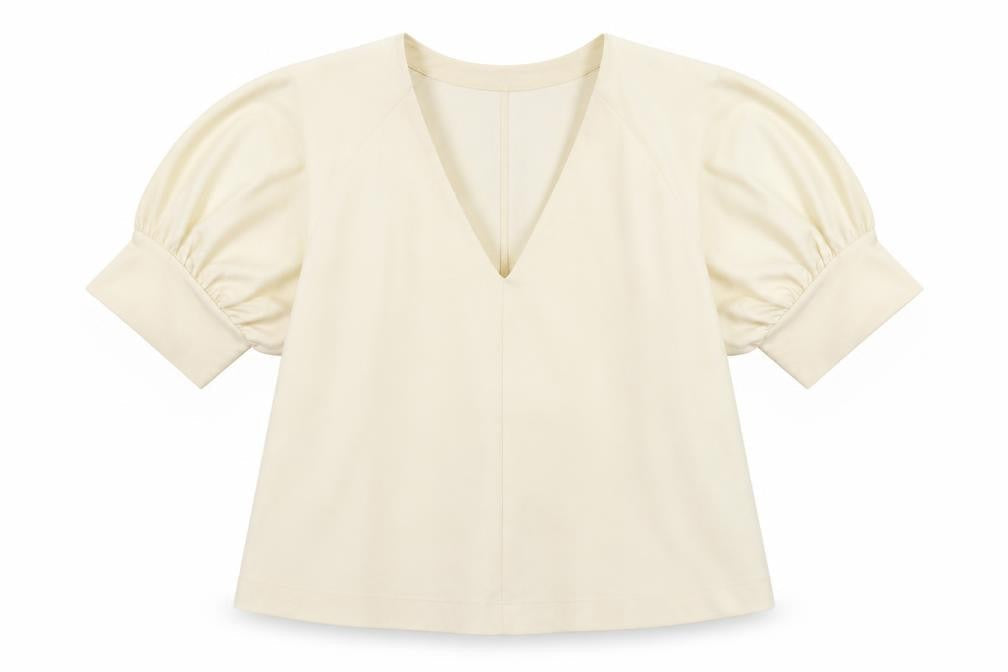 Front view of Zara women’s white basic t-shirt, size S