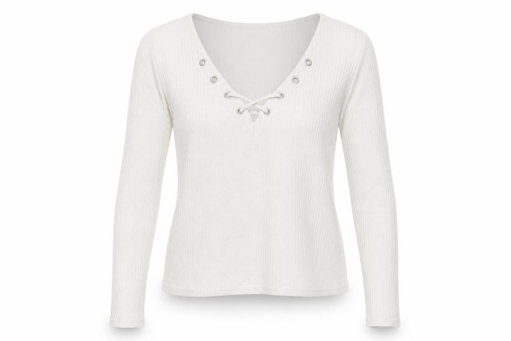 Front view of Divided women’s white basic t-shirt, size S