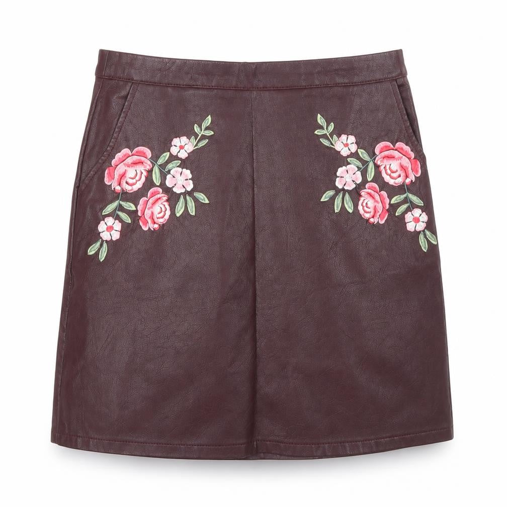 Front view of New Look women’s purple a-line skirt, size UK 6