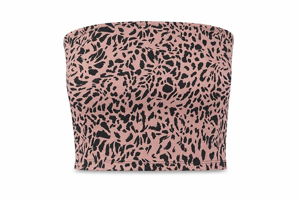 Front view of New Look women’s pink cropped t-shirt, size S