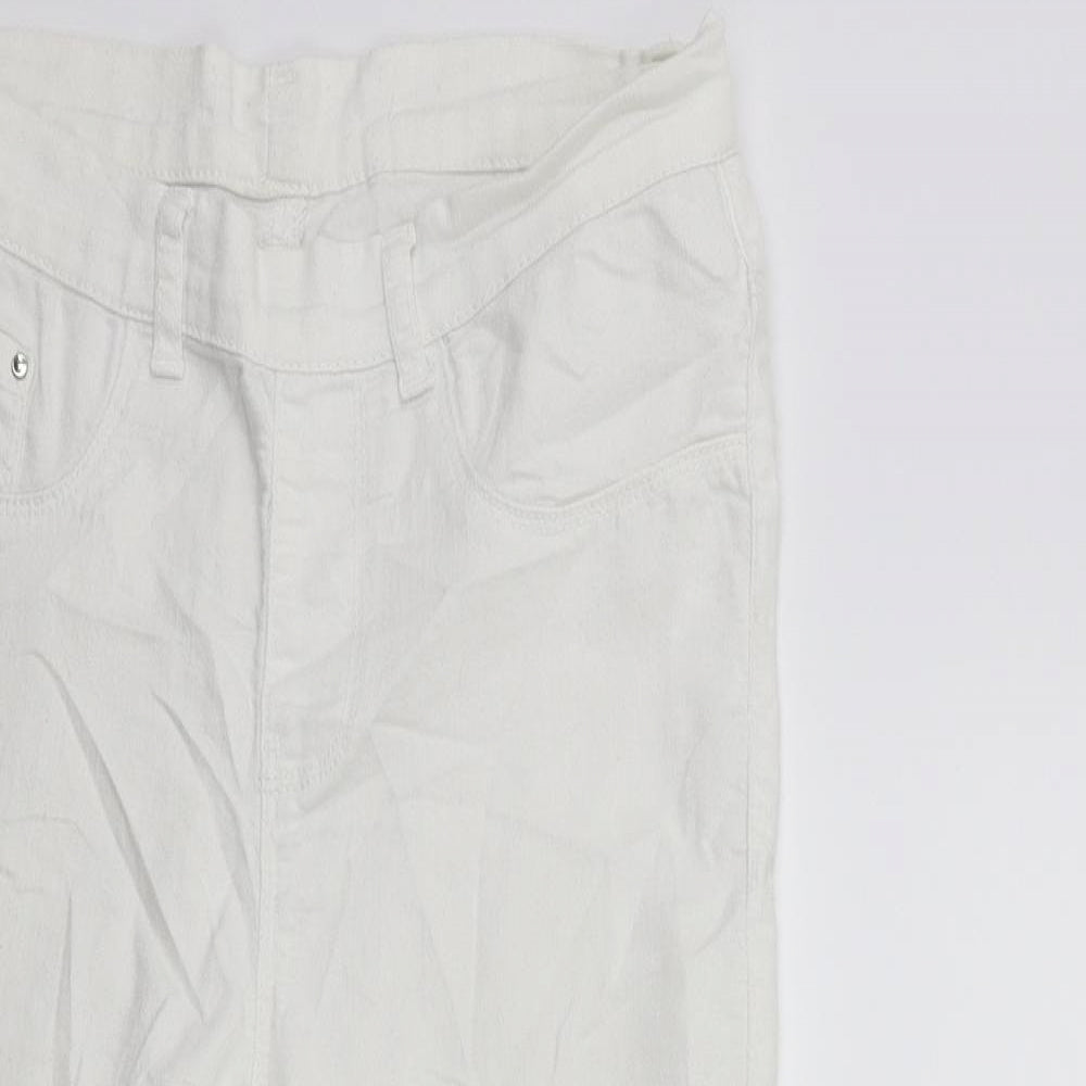 Preworn Womens White  Denim Cropped Jeans Size 28 in L20 in