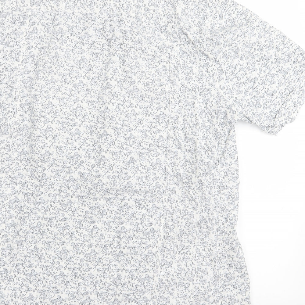 outrage Mens White Floral   Button-Up Size 15.5