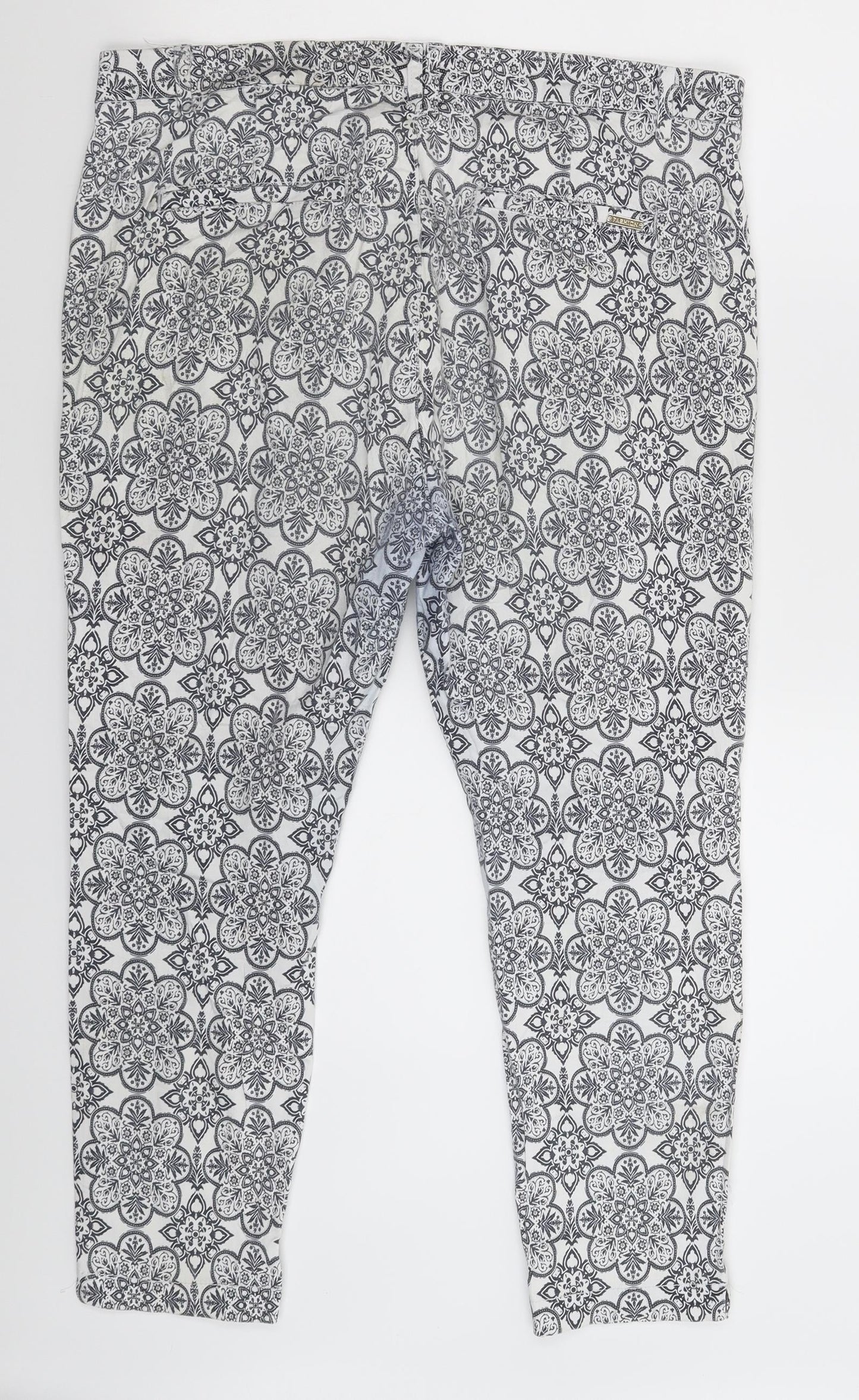 Preworn Womens White Floral  Trousers  Size 38 in L25 in