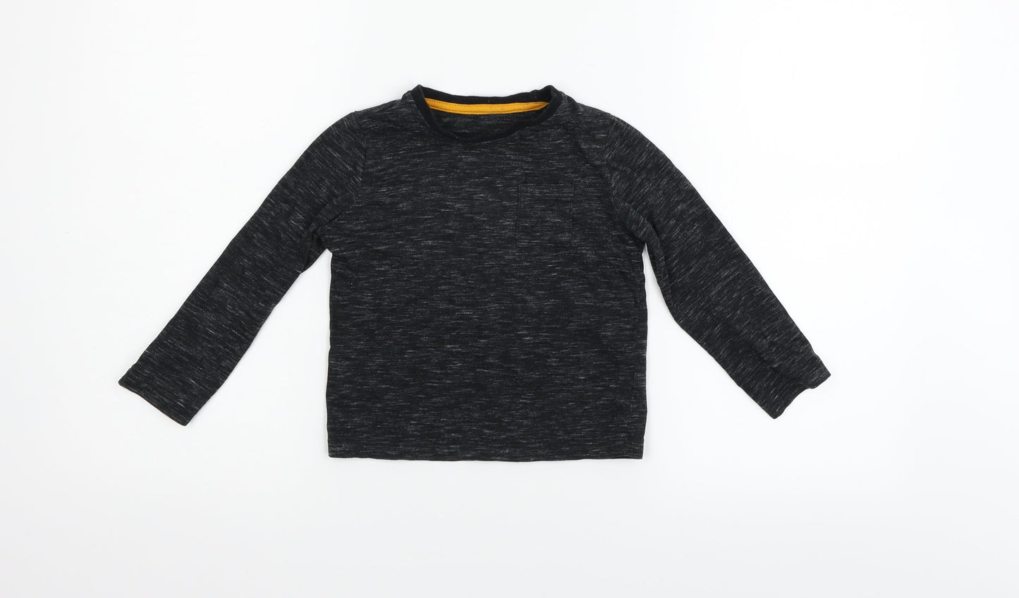 Nutmeg Boys Black   Basic T-Shirt Size 3-4 Years