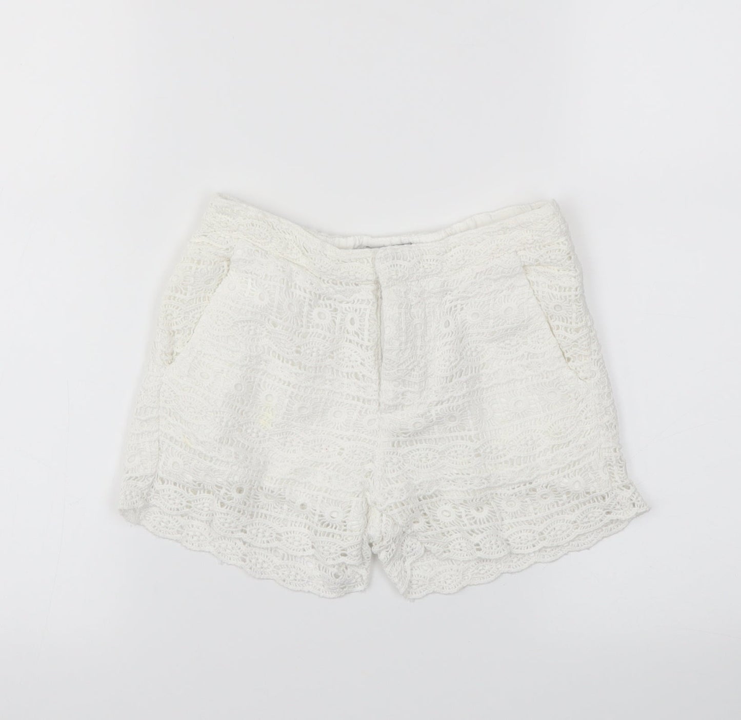 M&S Girls White   Compression Shorts Size 5-6 Years