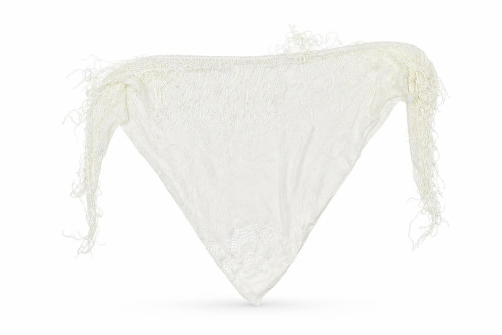 Preworn  White    Shawl/Wrap