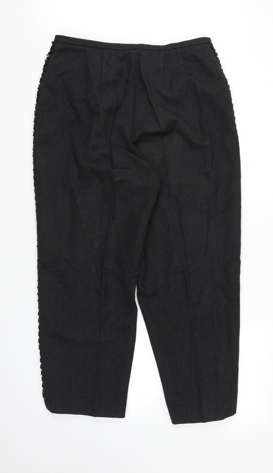 Preworn Womens Black  Canvas Capri Trousers Size L L24 in