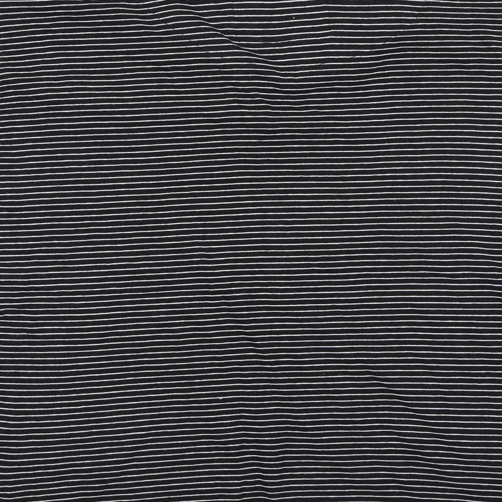 Urban spirits Womens Black Striped  Basic T-Shirt Size L