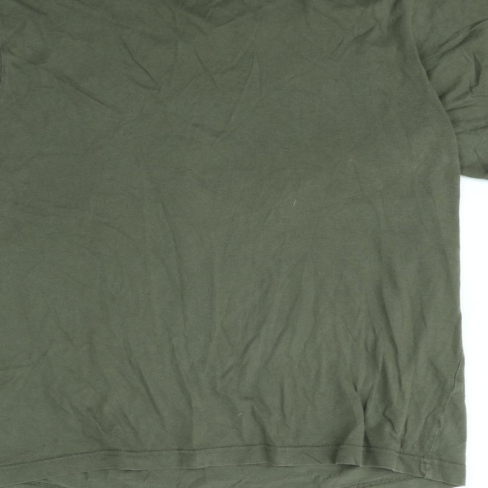 Preworn Boys Green   Basic T-Shirt Size 12 Years