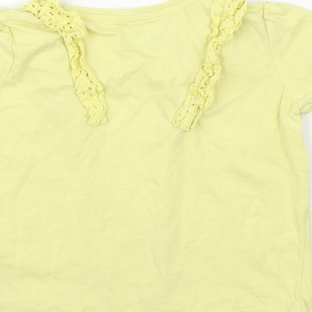 Primark Girls Yellow   Basic T-Shirt Size 3-4 Years