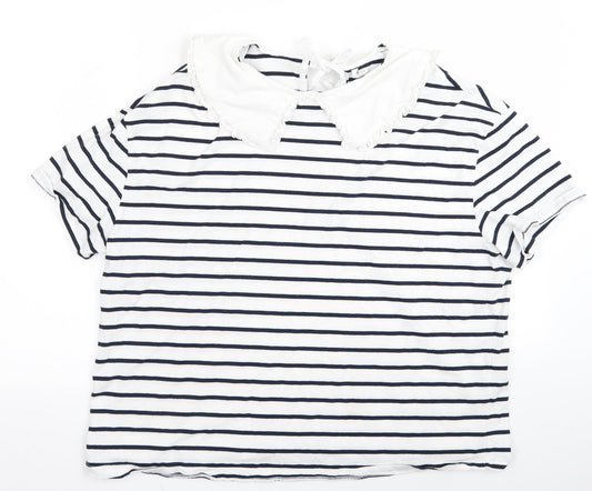 very  Womens White Striped  Basic Blouse Size M