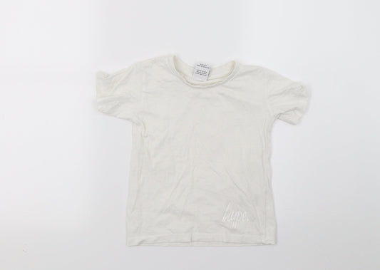 Hype Boys White   Basic T-Shirt Size 3-4 Years