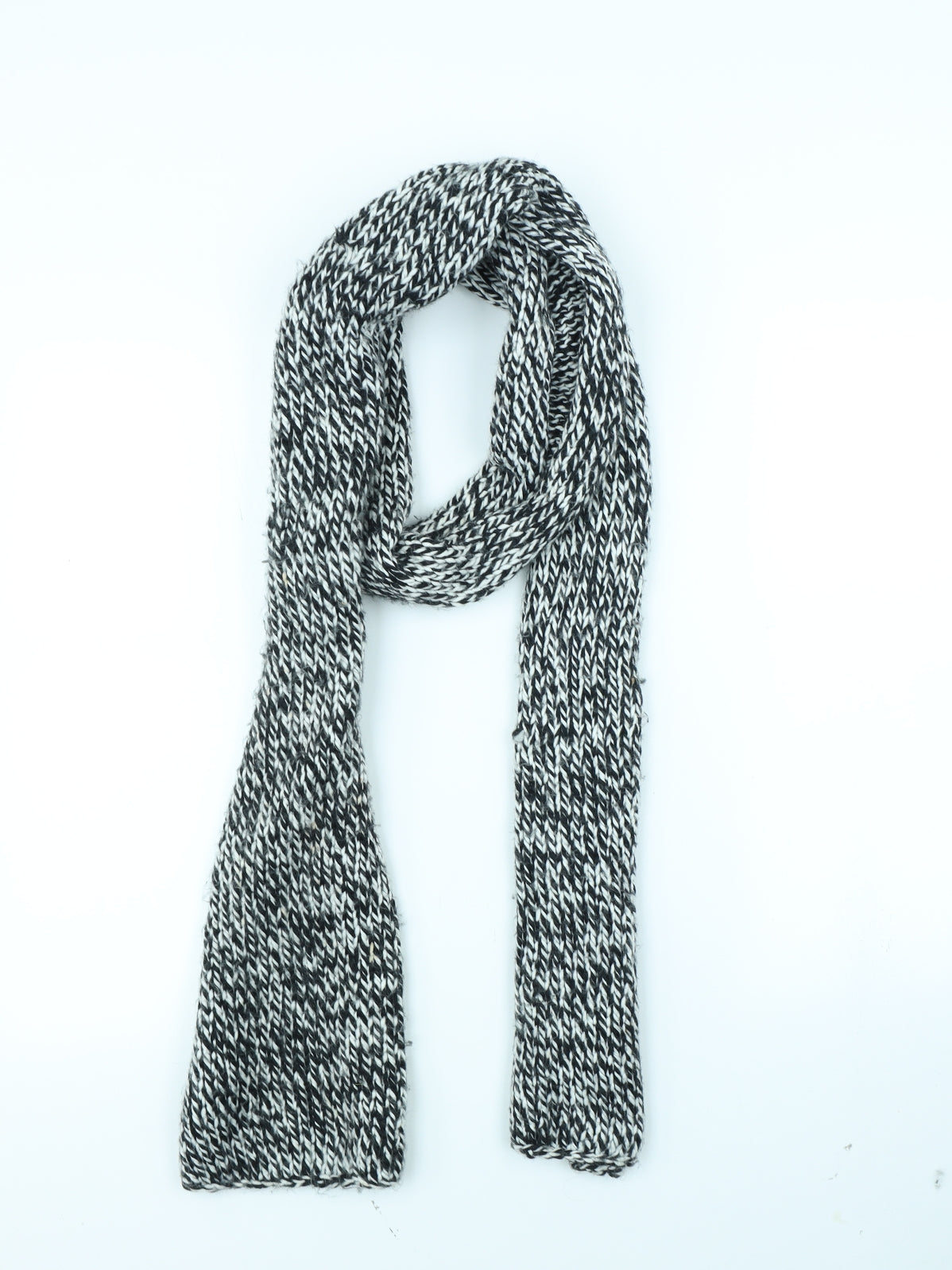 Preworn Womens Black Herringbone   Scarf