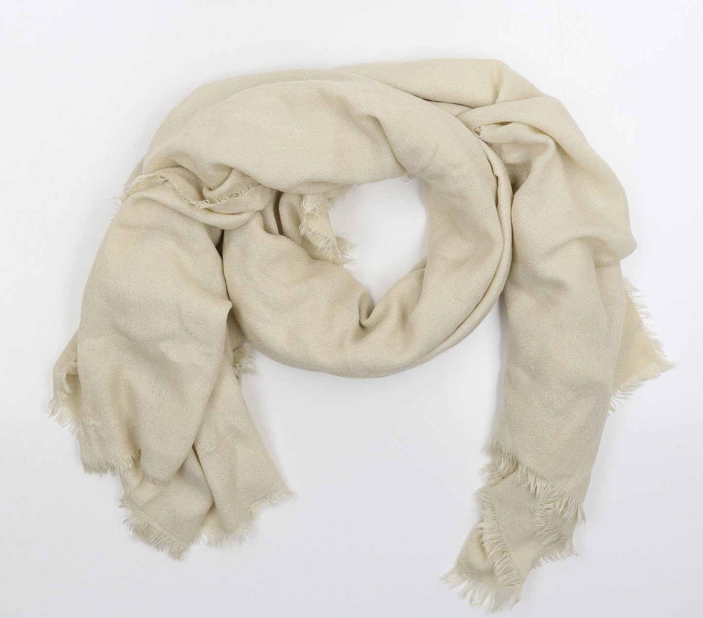 Preworn Womens White  Knit  Scarf