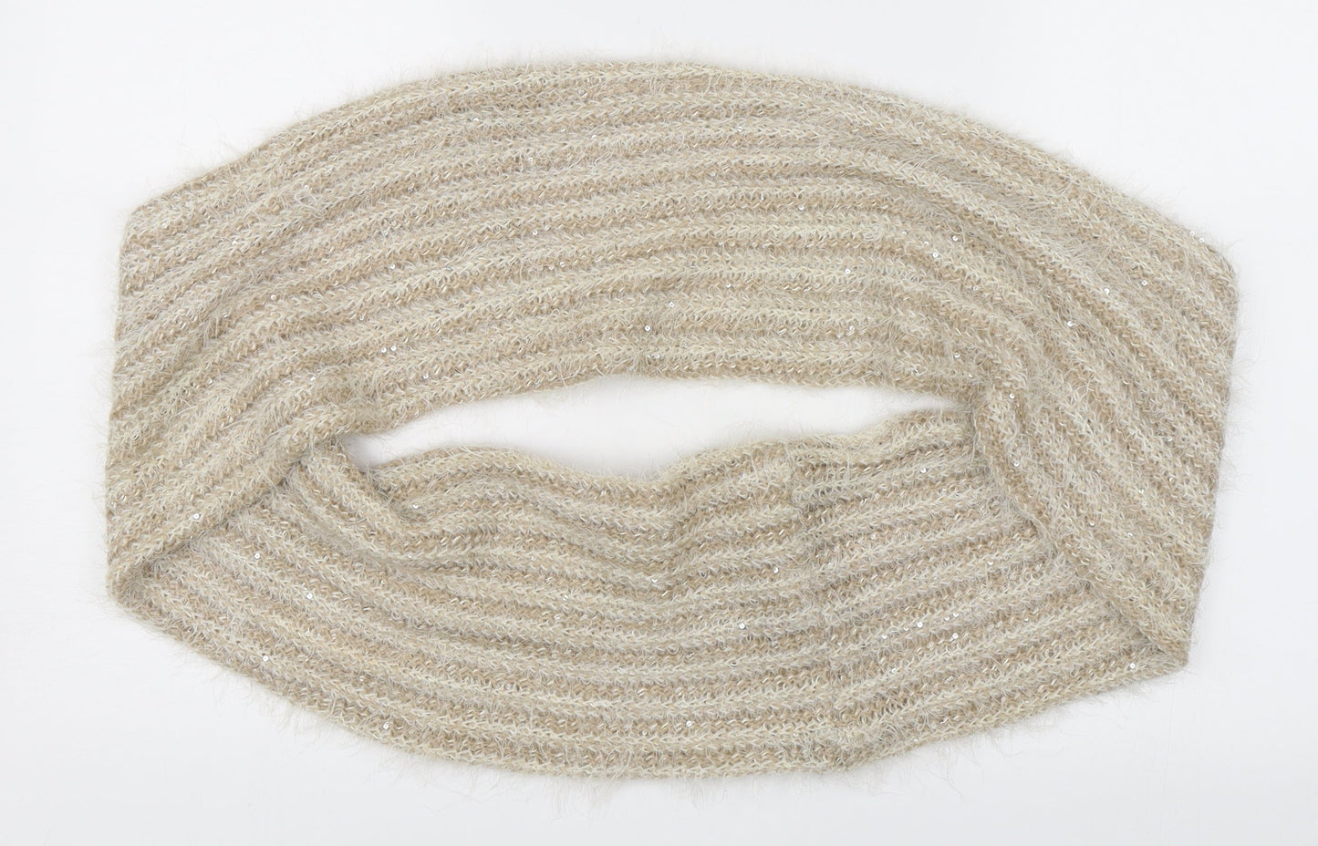 Preworn Womens Beige  Knit  Scarf