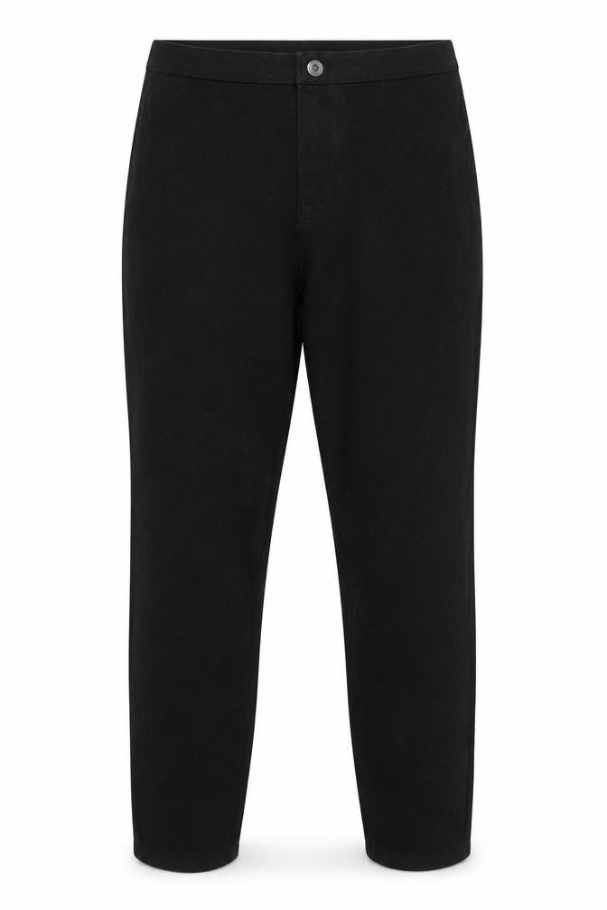 Front view of Denim & Co. women’s black denim skinny jeans, size UK 14, 28-inch leg