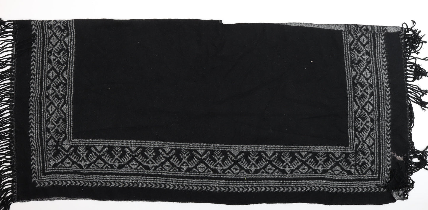 Preworn Womens Black Argyle/Diamond   Shawl/Wrap