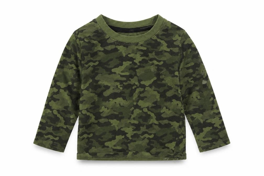 Front view of Primark girls’ green geometric basic t-shirt, size 12-18, months