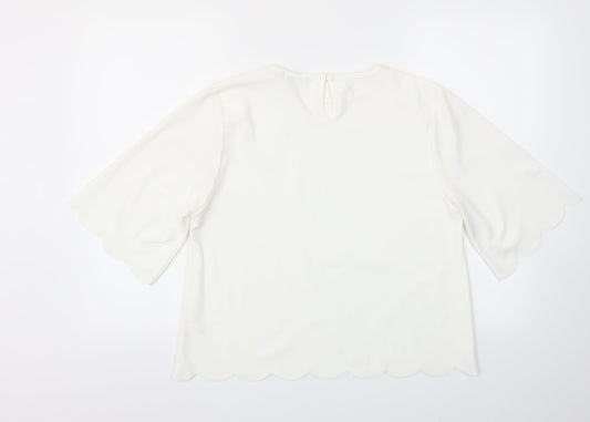 Boohoo Womens White   Basic T-Shirt Size 14