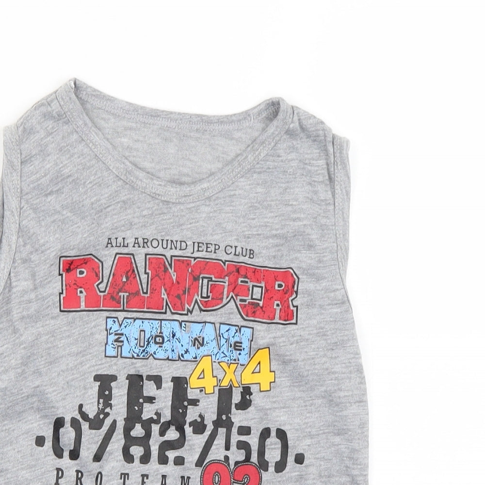 Preworn Boys Grey   Pullover Tank Size 12 Years