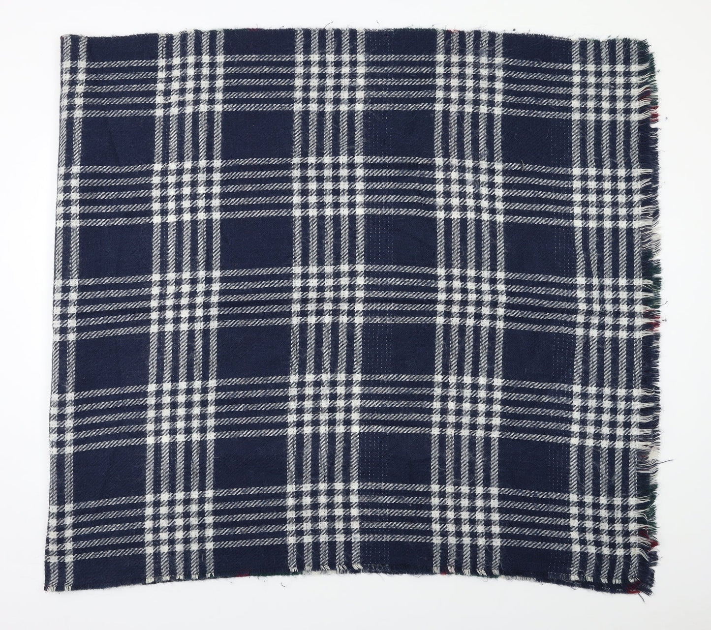 Preworn Womens Blue Plaid   Shawl/Wrap